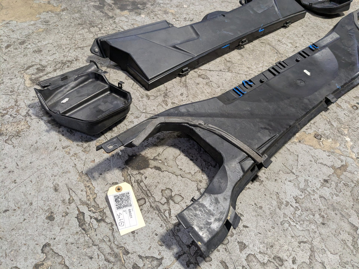 2008-2013 BMW 135i E88 Left Right Side Cowl Covers SET 6925018 OEM