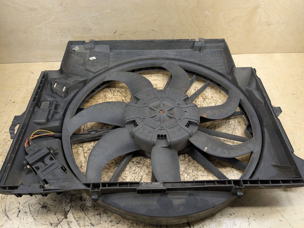 07-13 OEM BMW E82 E90 E92 335 Engine N54 N55 Radiator Cooling Auxiliary Fan 600W