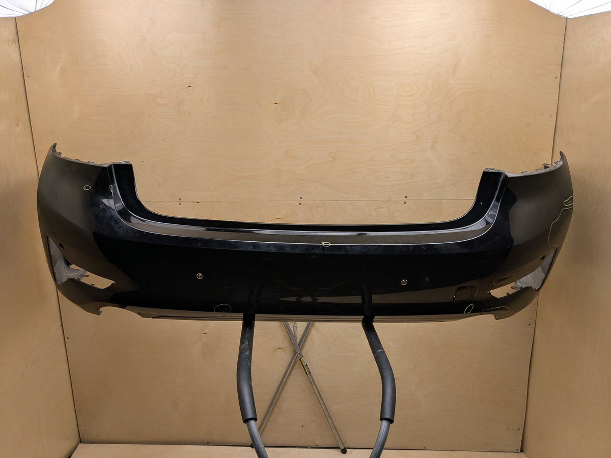 19-22 OEM BMW G20 330i 330iX B46 Rear Bumper Cover Panel Dual Exhaust