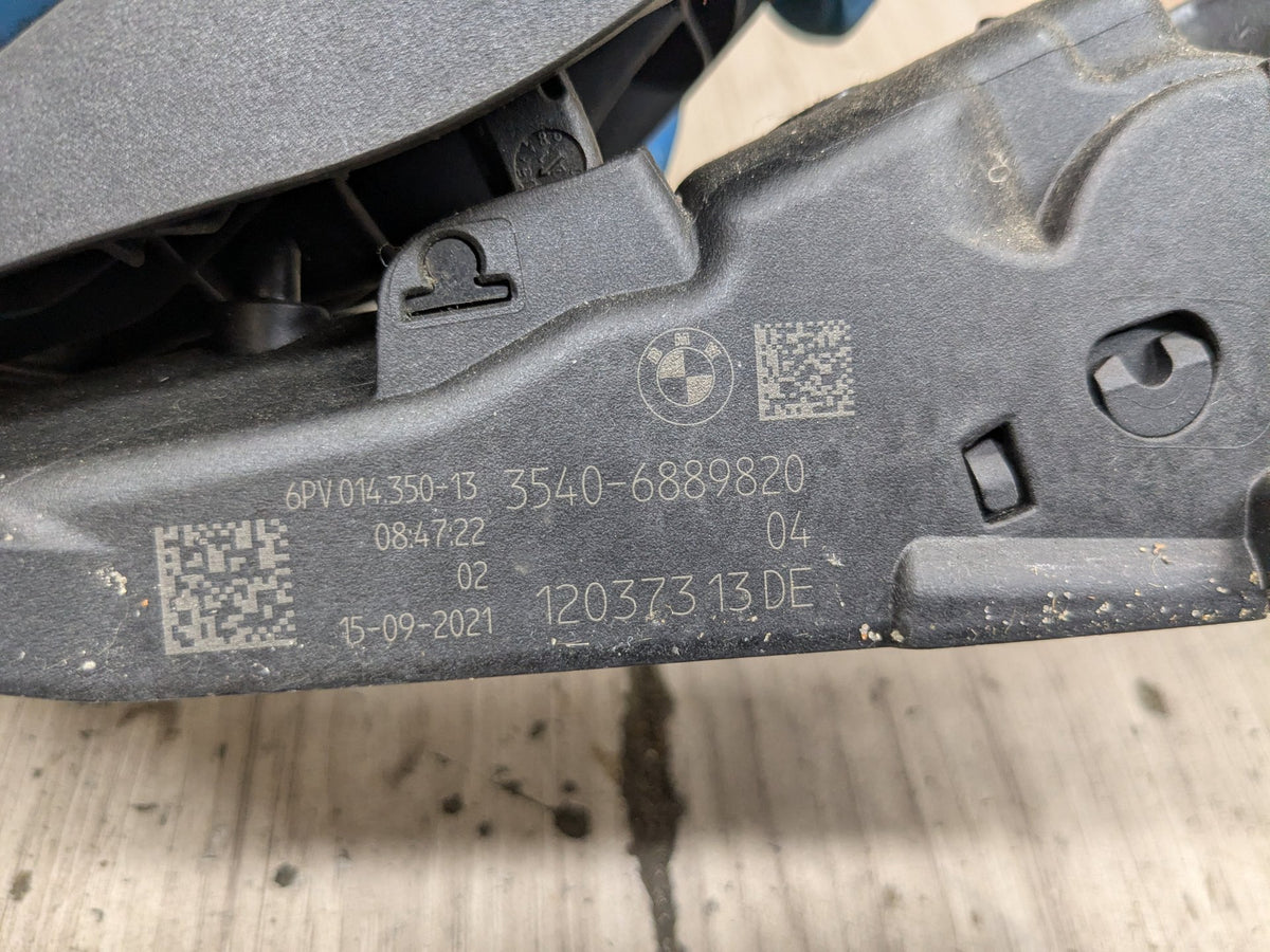 2022-2026 BMW 430i G26 Gas Accelarator Pedal 6889820 OEM