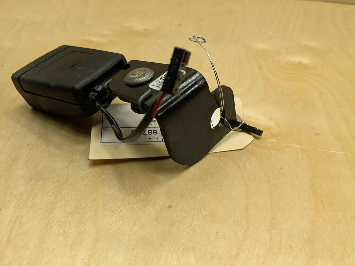 2018-2025 BMW X3 G01 Rear Left Driver Seatbelt Seat Belt Buckle 7414287 OEM