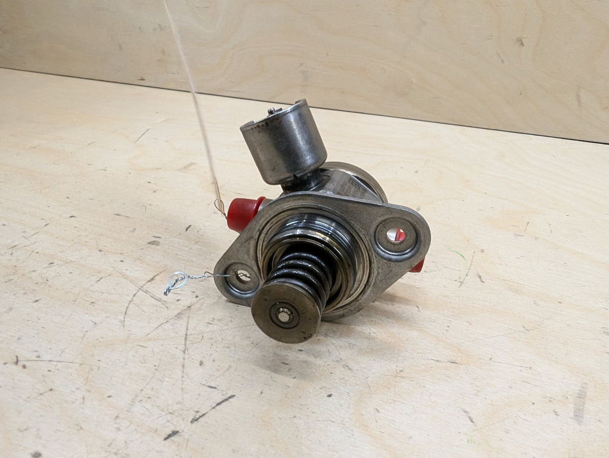 OEM BMW E88 E92 E93 F10 F15 F22 F30 F32 Engine N55 HPFP High Pressure Fuel Pump