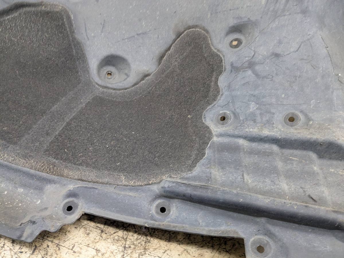 2016-2019 BMW 740Li G12 Front Right Fender Liner Splash Guard 7340202 OEM