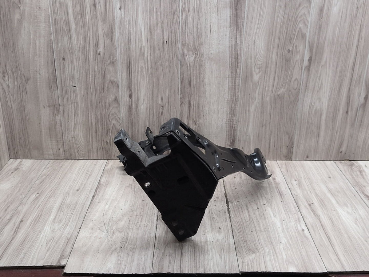 2009-2012 Mercedes-Benz E550 W212 Right Passenger Headlight Bracket 212620022