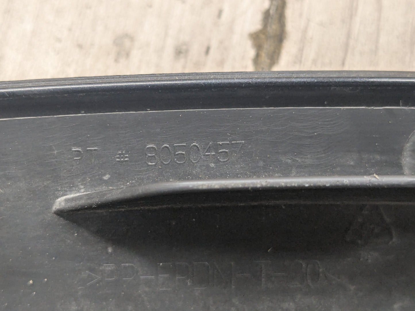 2011 - 2017 BMW X3 F25 Front Left Driver Fender Flare Arch Trim Molding 8050457 N20B20O0