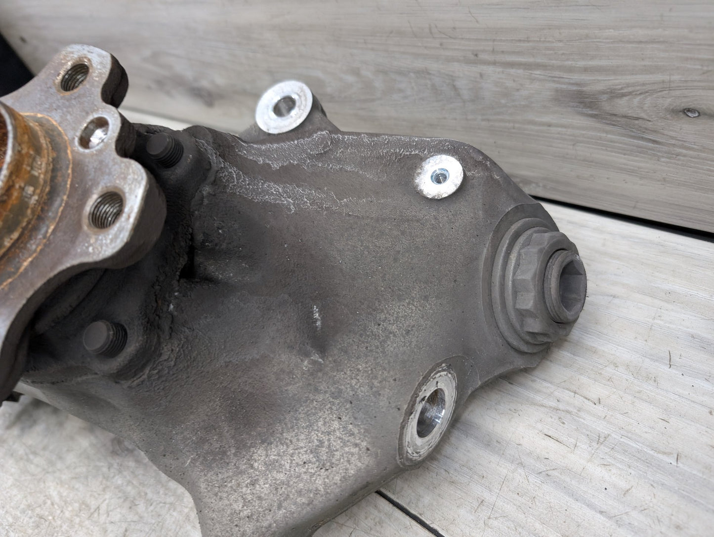 OEM BMW G30 530 540 M550 AWD Front Left Driver Hub Spindle Knuckle Wheel Bearing