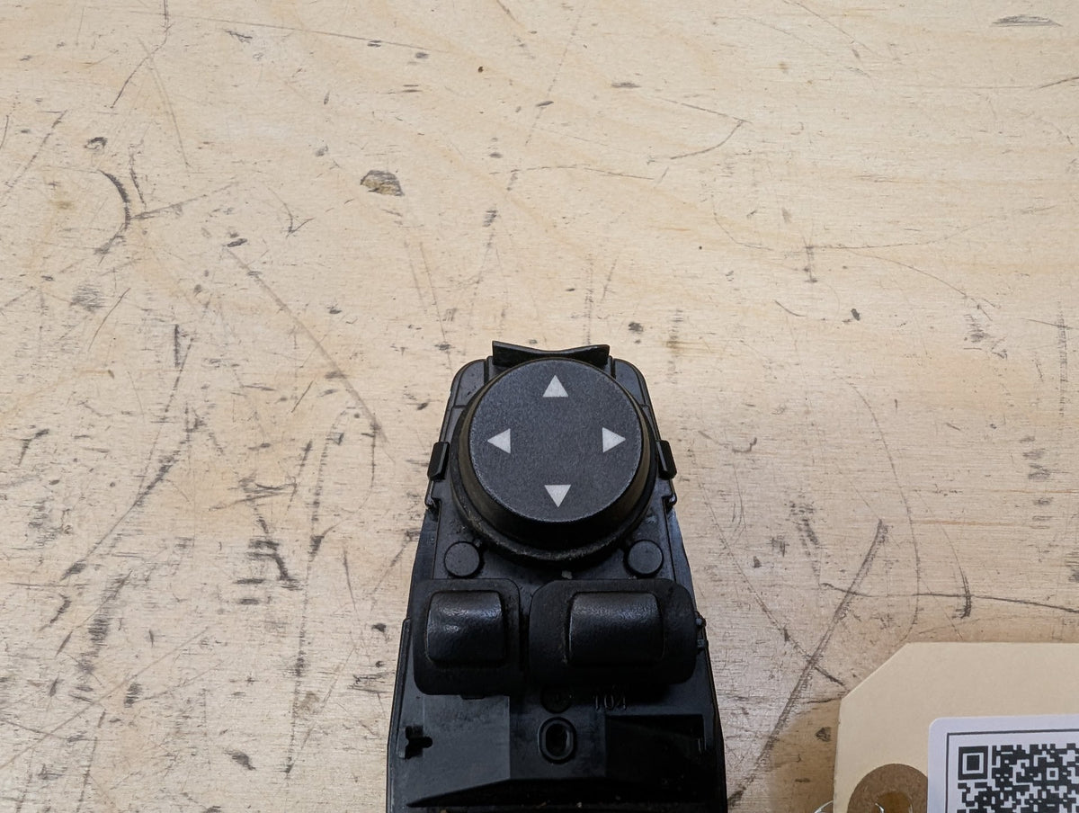 2010-2017 BMW 535i GT xDrive F07 Front Left Driver Door Master Window Switch 9241956 OEM