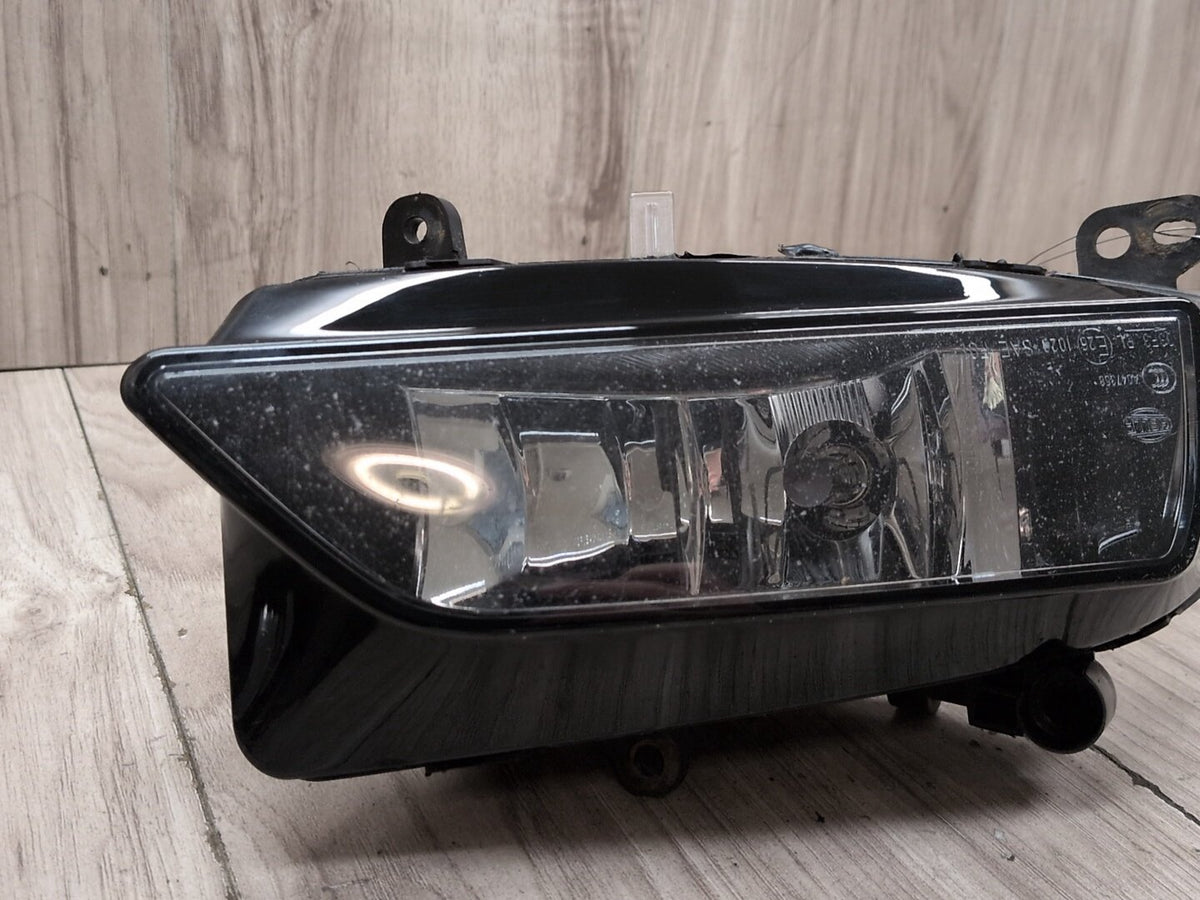 2013-2017 Audi S5 8T Front Right Passenger Bumper Fog Lamp Light 8T0941700G OEM