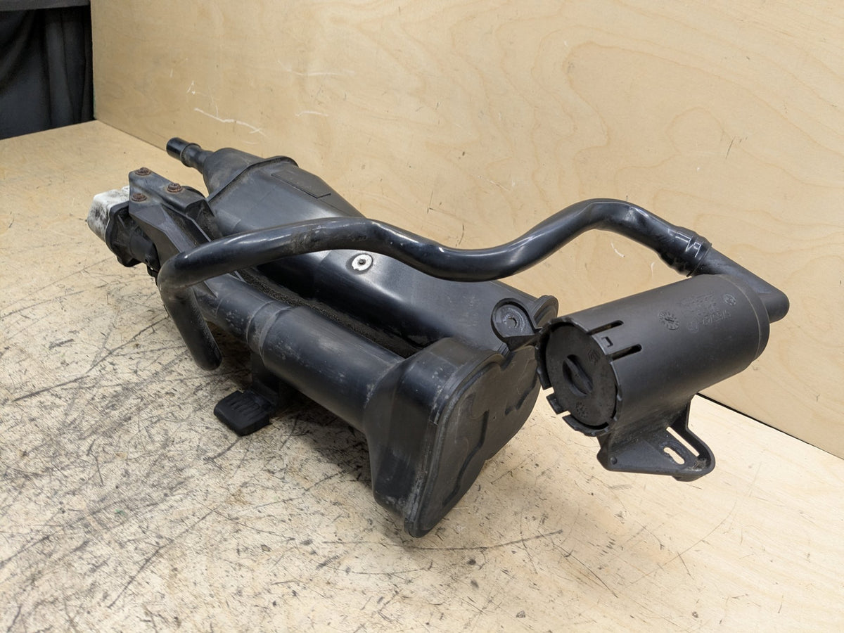 2007-2013 BMW 328i E92 Fuel Vapor Charcoal Canister 7165340 OEM
