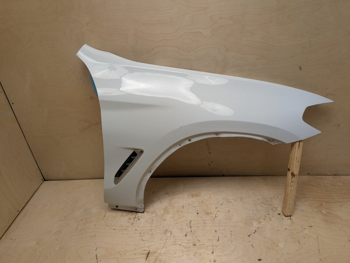18-24 OEM BMW F97 F98 G01 G02 X3 X4 Front Right Passenger Fender Panel White 300