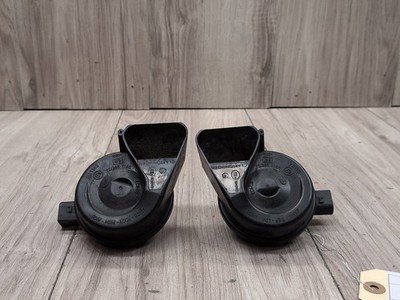 2008-2017 Audi S5 8T Alarm Horns SET 8T0951223 OEM