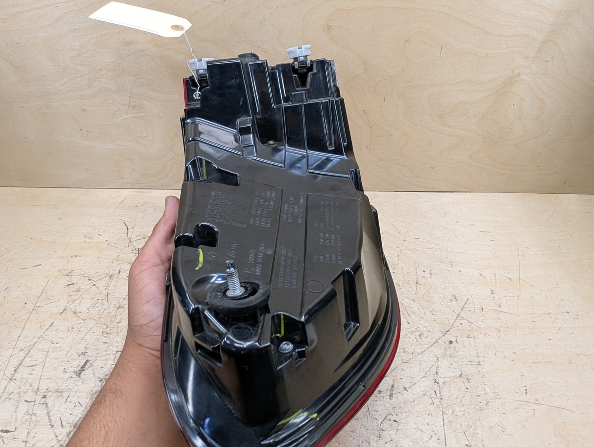 2019-2026 BMW X5 G05 Rear Right Passenger Outer Tail Light 7442262 OEM