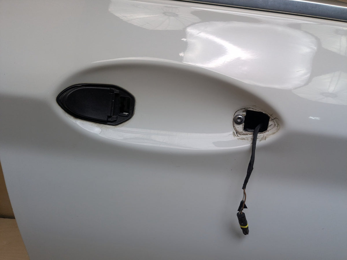 18-24 OEM BMW F97 G01 X3 X3M Front Right Passenger Door Shell Panel White 300