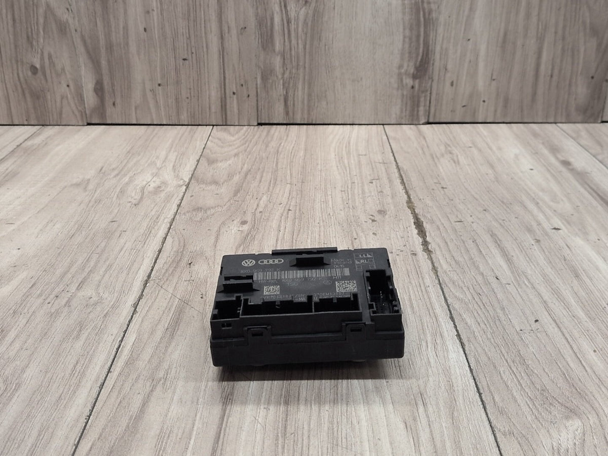 15-18 OEM Audi Q3 Front Right Passenger Side Door Window Control Module