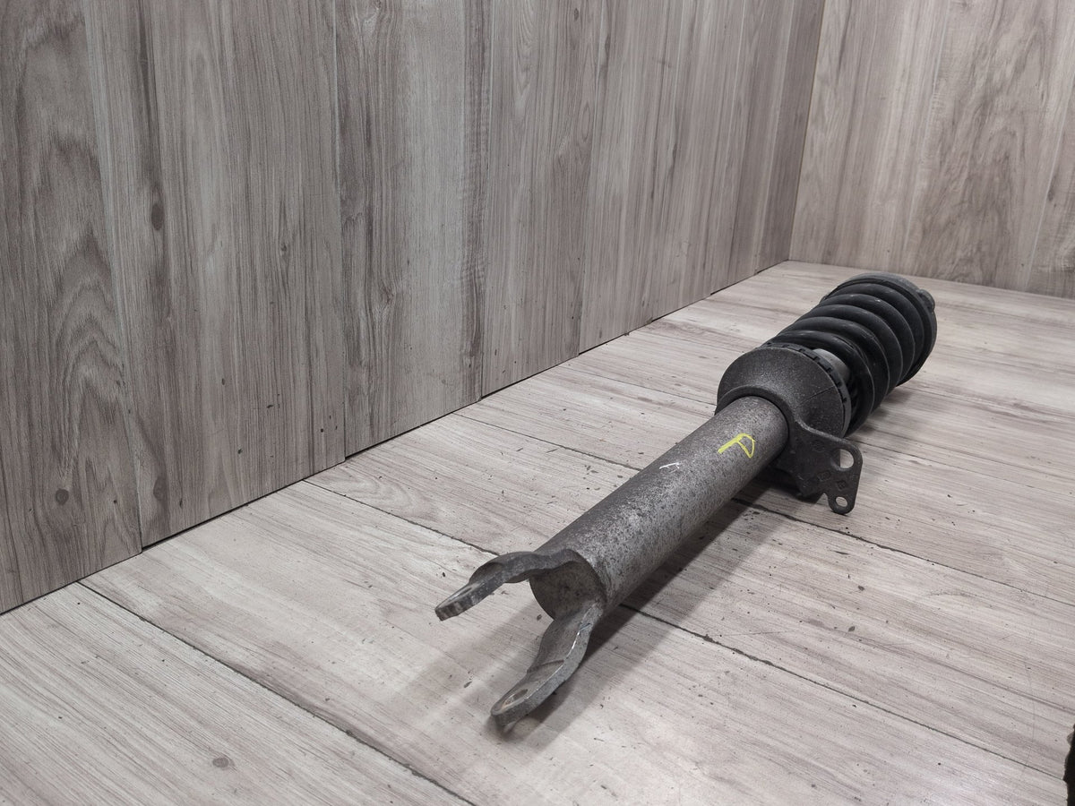 2011-2016 BMW M5 F10 RWD Front Right Spring Strut Shock Absorber 2284046