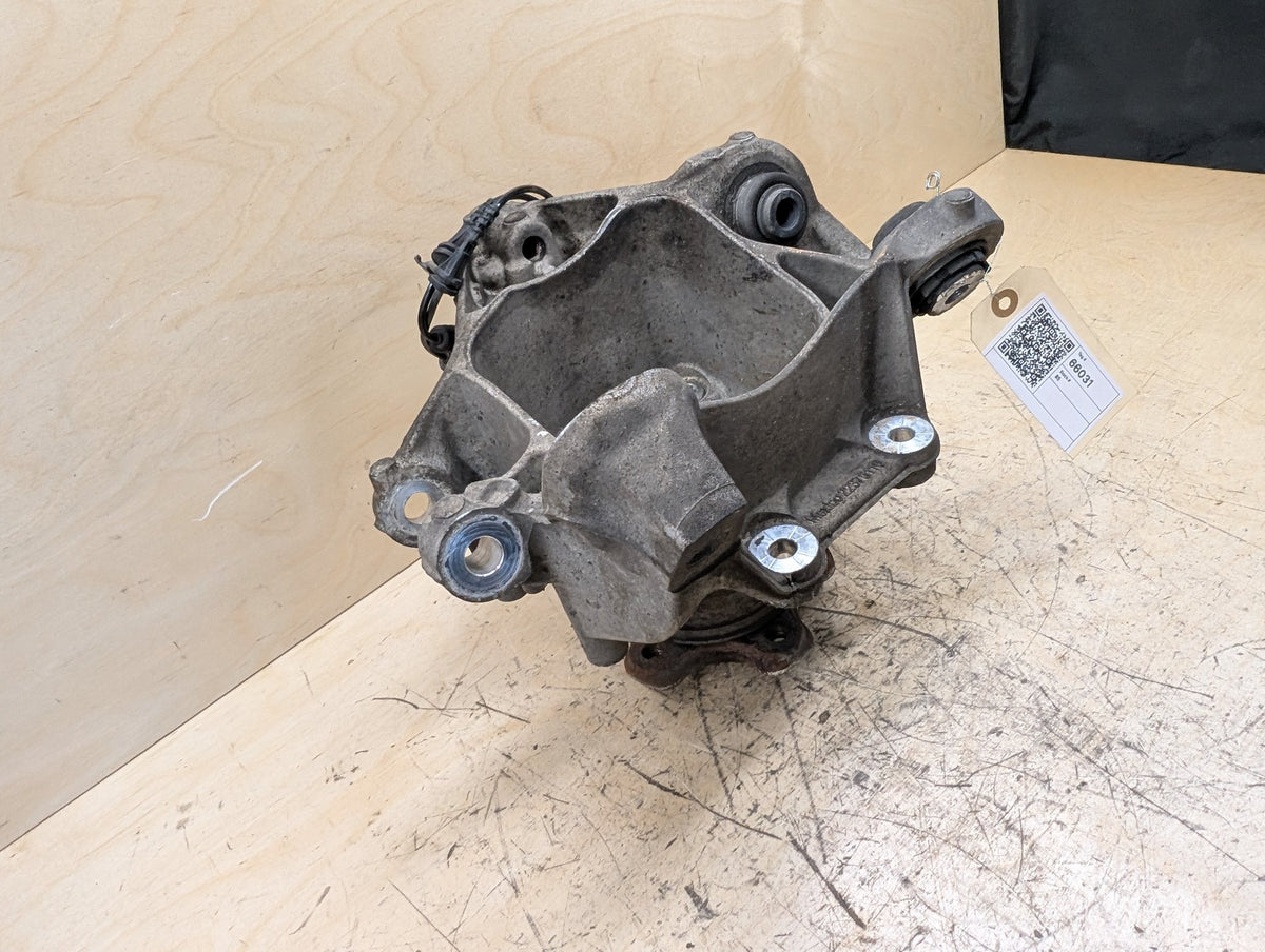 OEM BMW G05 G06 G07 X5 X6 X7 Rear Right Passenger Hub Spindle Knuckle Bearing