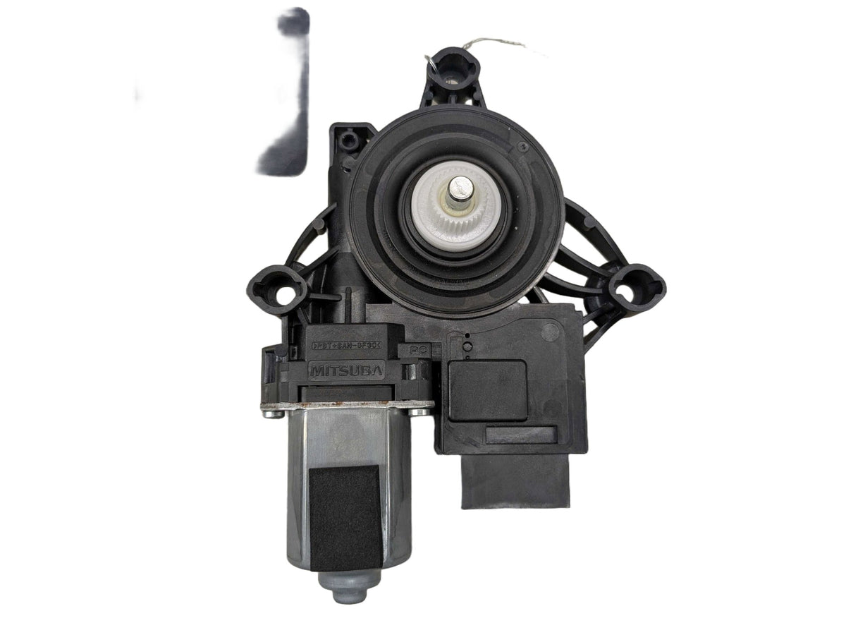 2021 BMW 330i G20 Front Right Passenger Door Window Glass Regulator Motor 8498860 OEM BMW G20 G80 330 M340 M3 FRONT Right Passenger Door Window Regulator Motor OEM