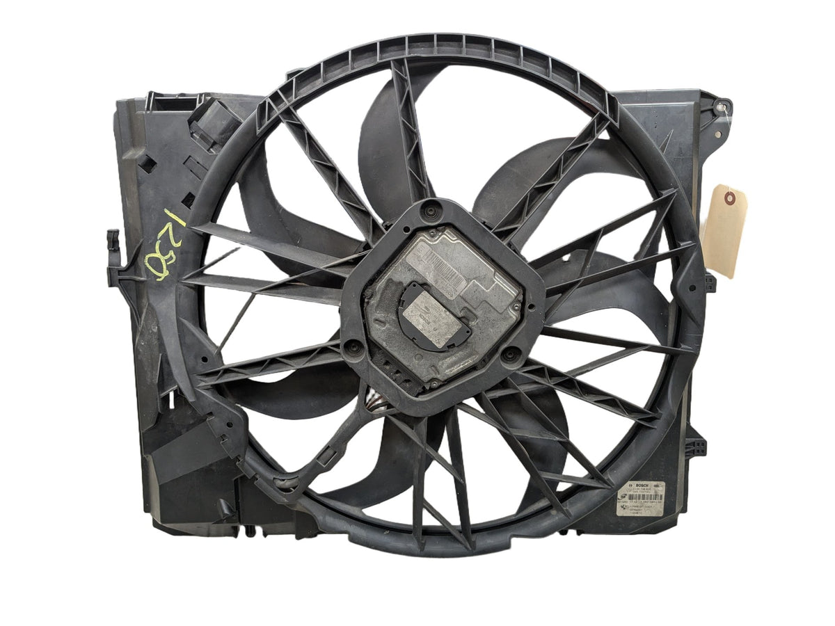 07-13 OEM BMW E82 E88 E90 E92 E93 N52 Radiator Cooling Auxiliary Fan 600W