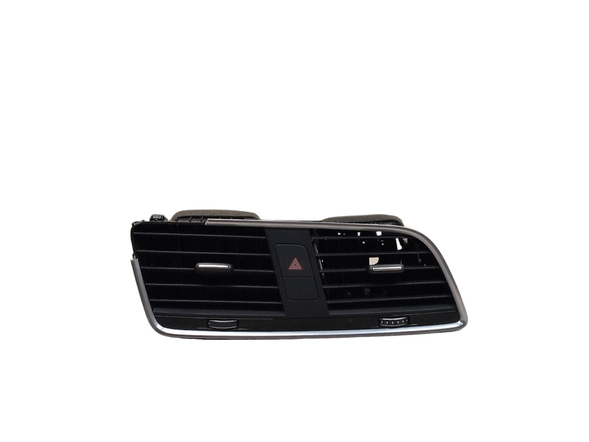 2015-2018 Audi Q3 8U Dashboard Dash Board Middle Center Air Vent 8U1820951C OEM