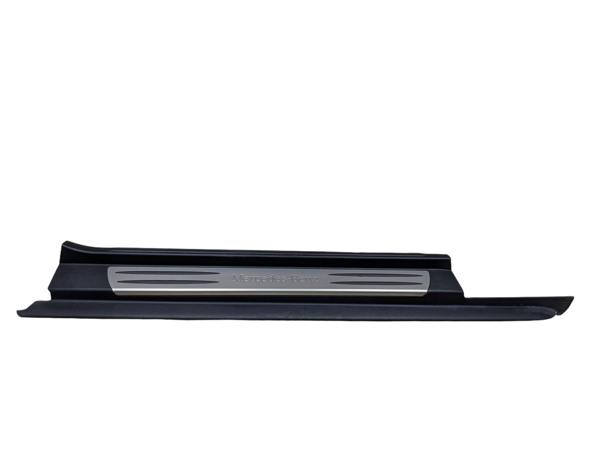 2009-2011 Mercedes-Benz SLK-Class R171 Right Scuff Plate Door Sill A1716800235