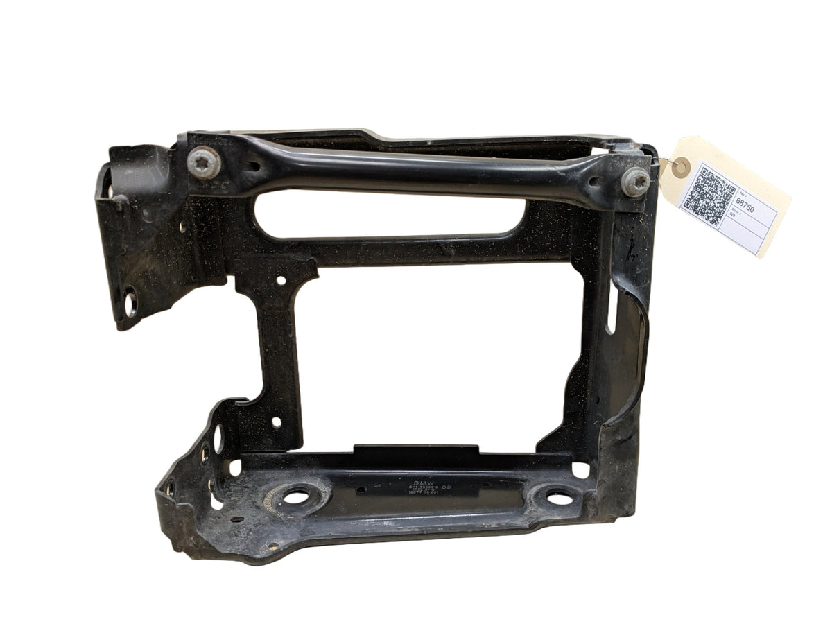 OEM BMW G01 G02 F97 X3 X4 Front Right Passenger Radiator Reinforcement Bracket