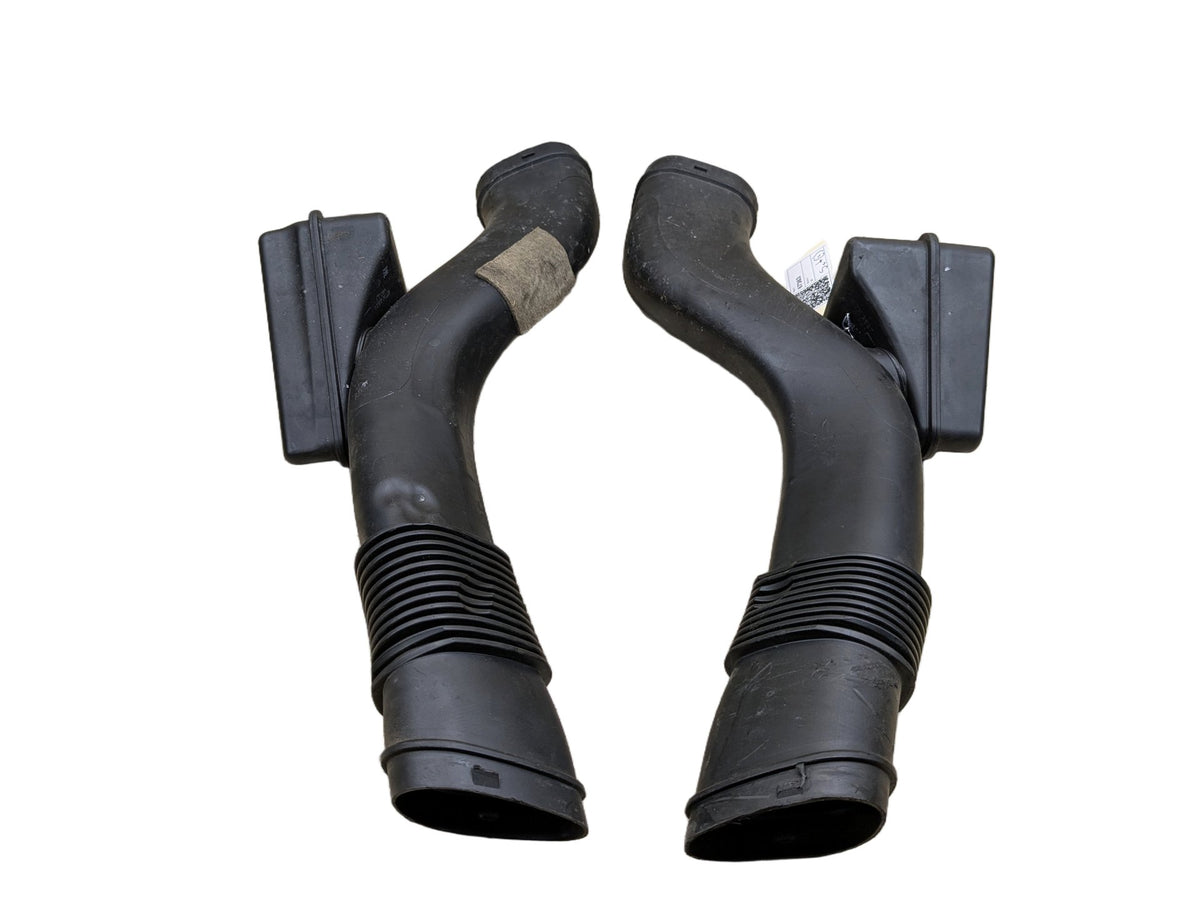 2018-2023 BMW M550i G30 Left Right Brake Air Ducts SET 8613149 OEM
