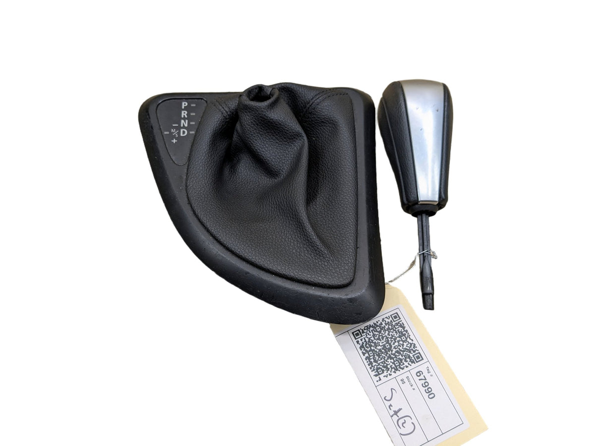 2008-2013 BMW 135i E88 Gear Selector Shifter Knob Panel Assembly 7078567
