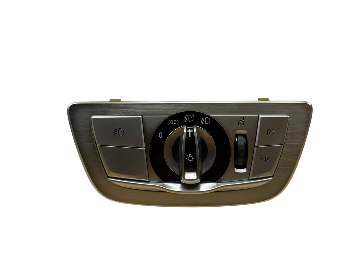16-19 OEM BMW G11 G12 740 750 M760 Headlight Light Control Switch Panel Module