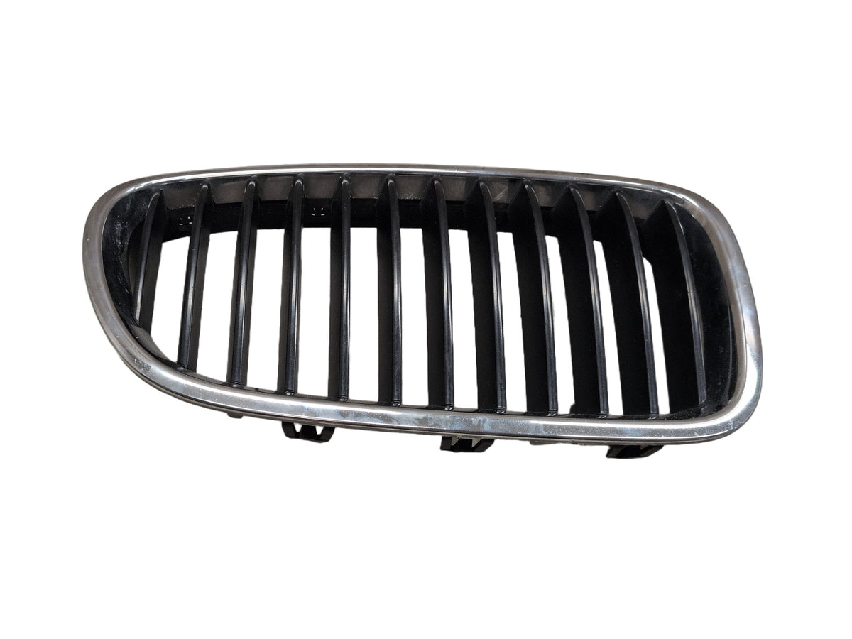 2011-2016 BMW M5 F10 Front Right Passenger Upper Bumper Cover Kidney Grille OEM
