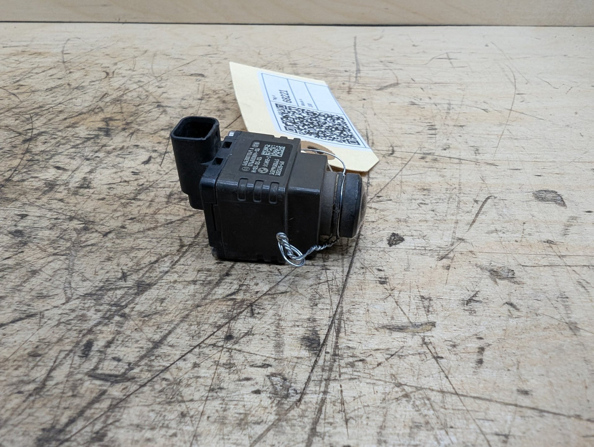 2016-2019 BMW 740Li G12 Surround View Camera 6820884 OEM