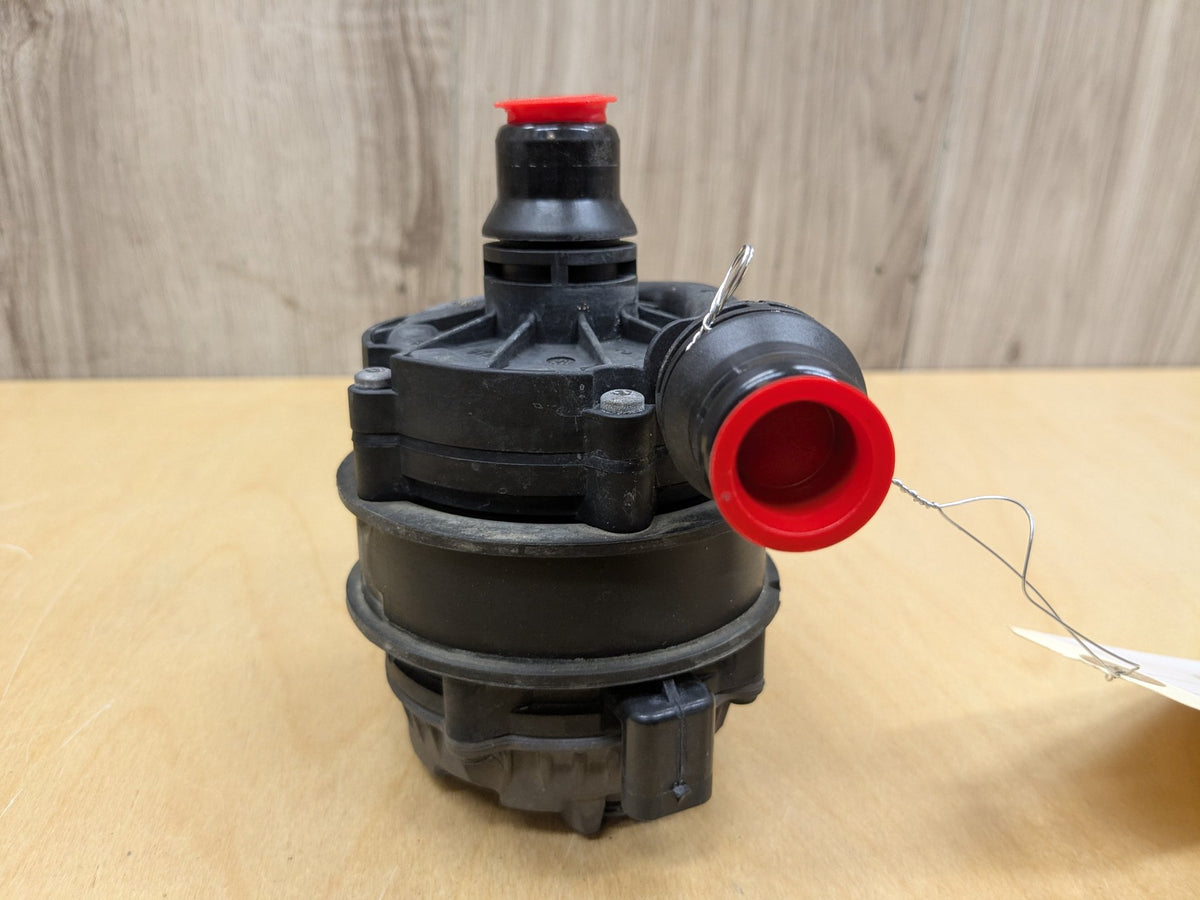 OEM BMW G01 G05 G20 G22 G26 Engine B46 B58 Auxiliary Electric Water Pump Cooling