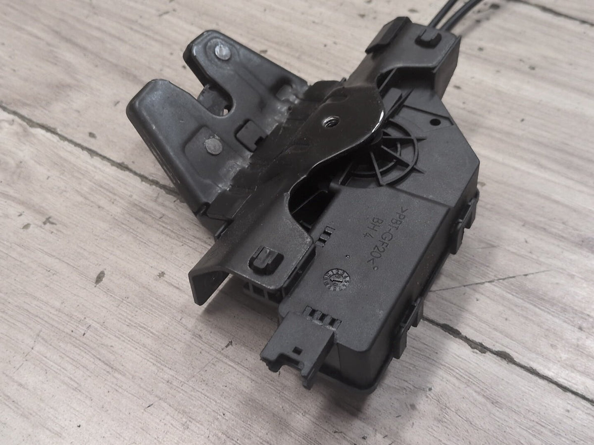 2004-2010 BMW M6 E64 Liftgate Trunk Lid Liftgate Lock Latch Actuator 8196401 OEM