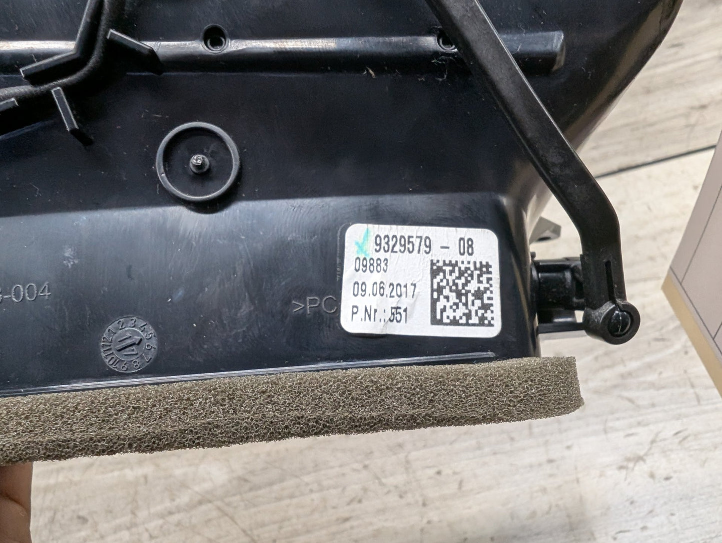 OEM BMW F90 G30 G31 G32 530 540 M550 M5 Center Dashboard AC Heat Fresh Air Vents