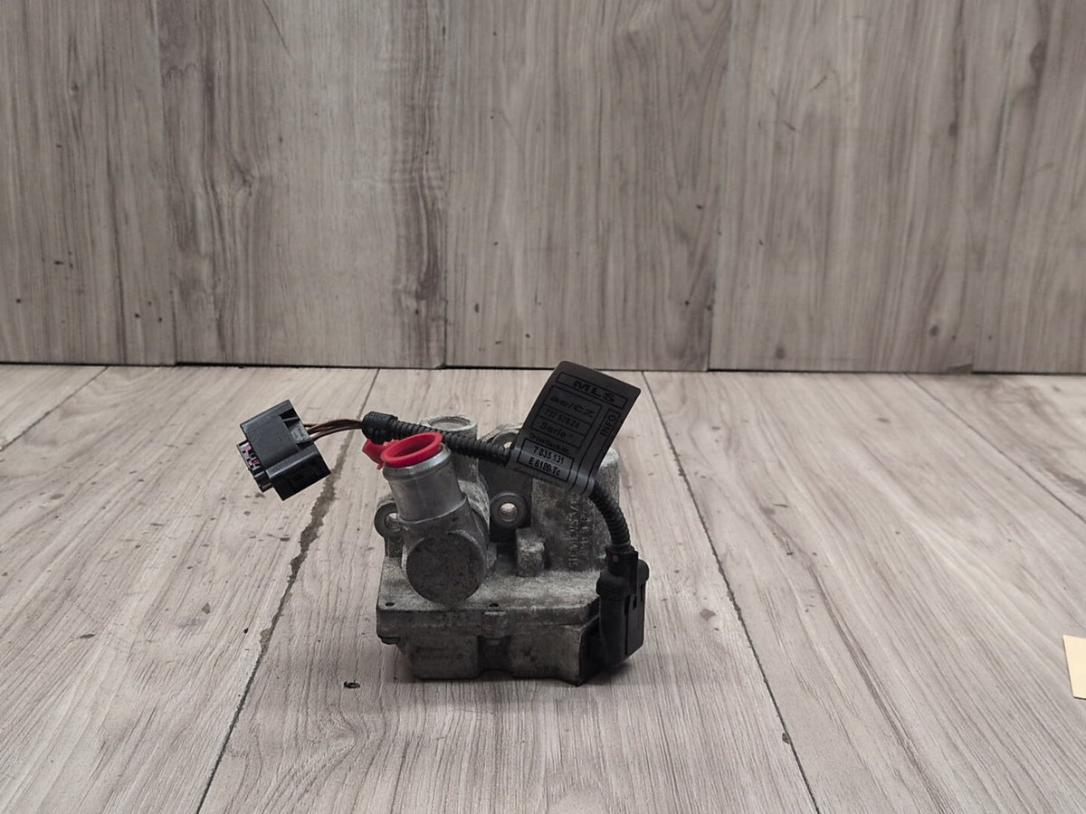 06–10 BMW E60 E63 M5 M6 S85 V10 Engine Idle Actuator Control Valve Unit