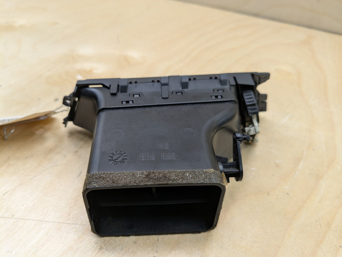 06-13 OEM BMW E90 E92 E93 335 328 M3 Left Driver Side Dashboard Air Vent
