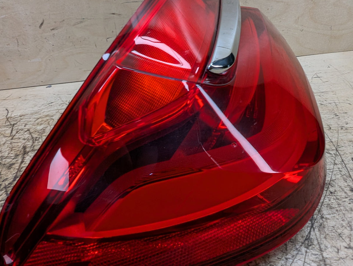 16-19 OEM BMW G11 G12 740 750 M760 B7 Rear Left Driver Outer LED Tail Light