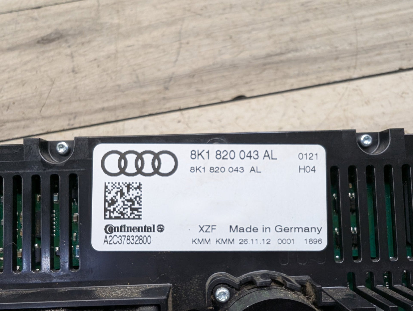 2008 - 2017 Audi S5 8T Front AC Heater Climate Control Switch 8K1820043AL