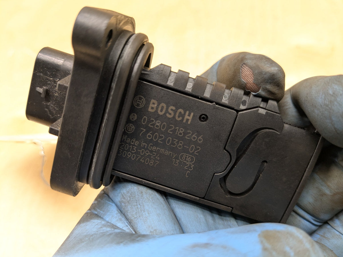 OEM BMW F10 F15 F30 F32 F48 F80 Engine N20 N26 MAF Mass Air Flow Sensor Meter