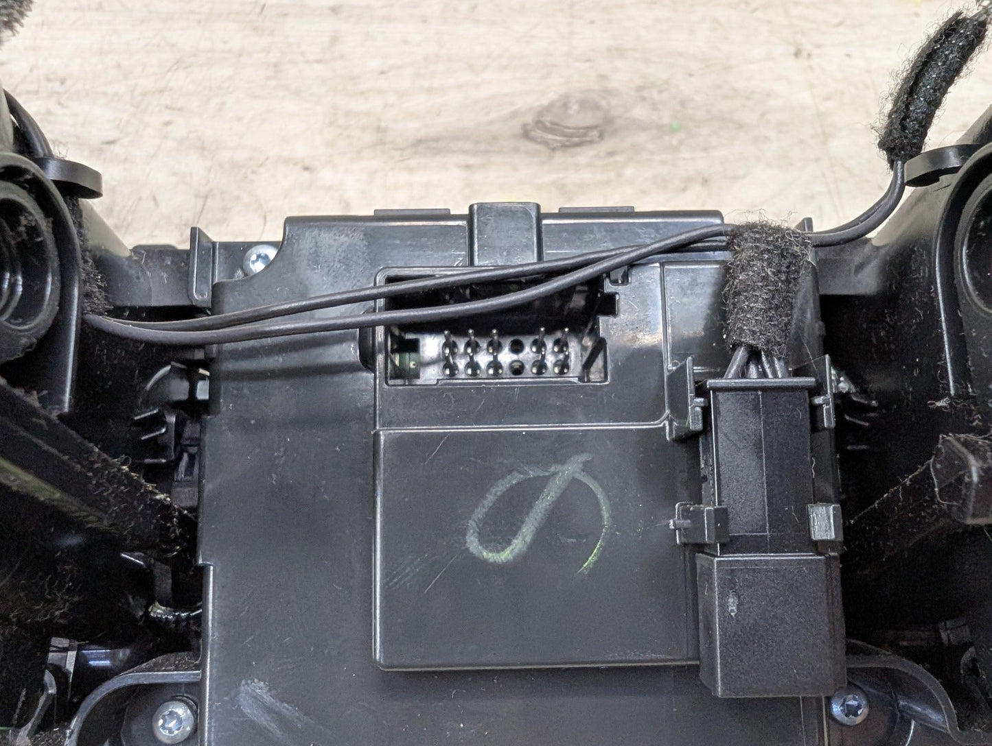 OEM BMW G20 G22 G23 G26 G80 G82 G83 AC Vent Heater Climate Control Switch Panel