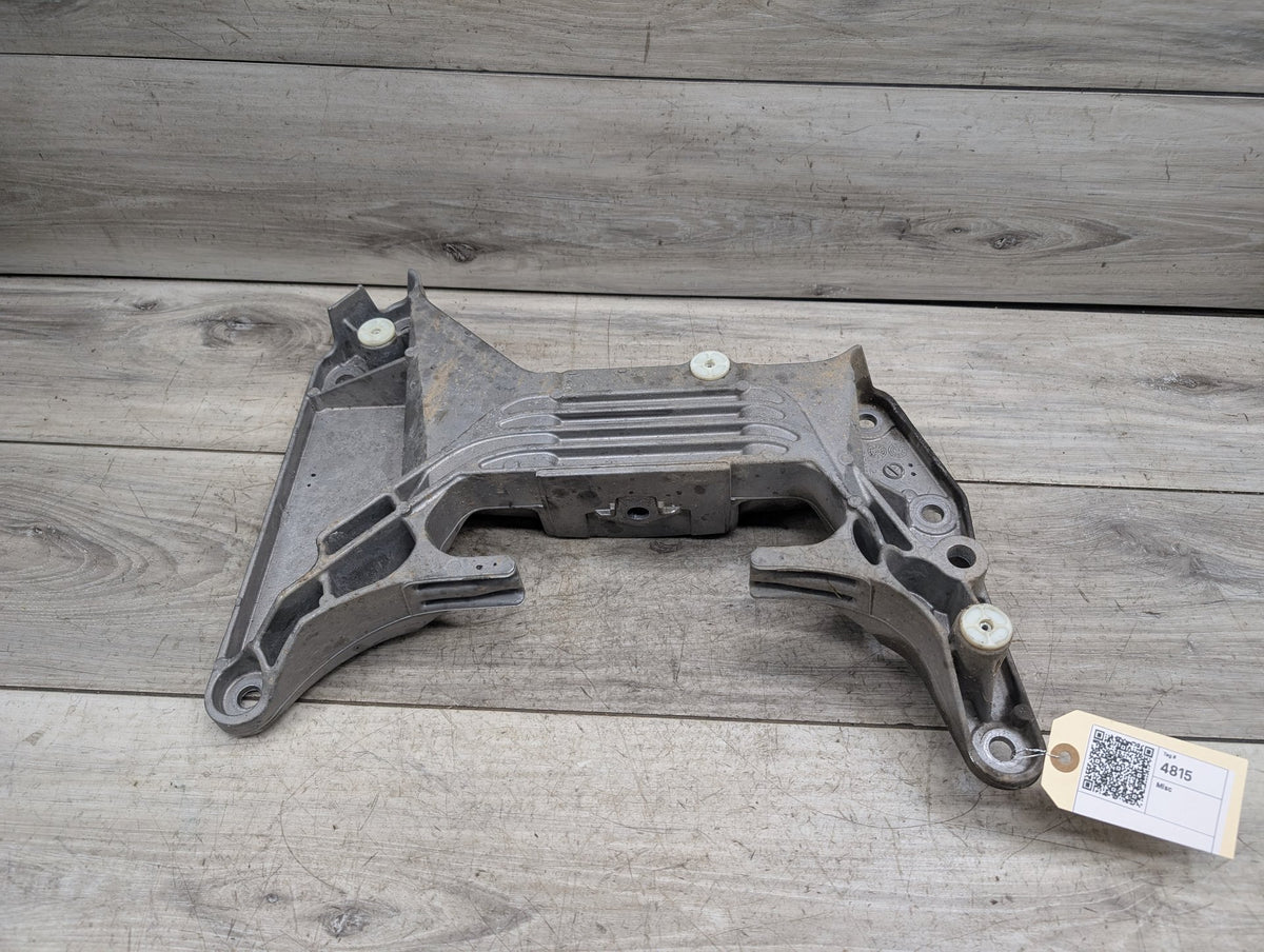 2018-2024 BMW X3 G01 Transmission Mount Bracket 9485331 OEM