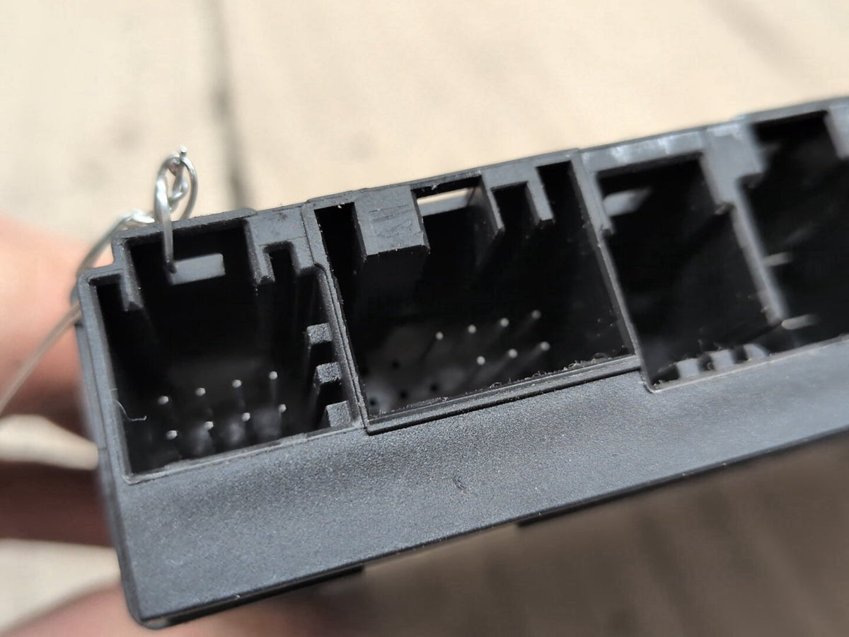 2011-2016 BMW 535i F10 Front Left or Right Seat Control Module 9280913 OEM