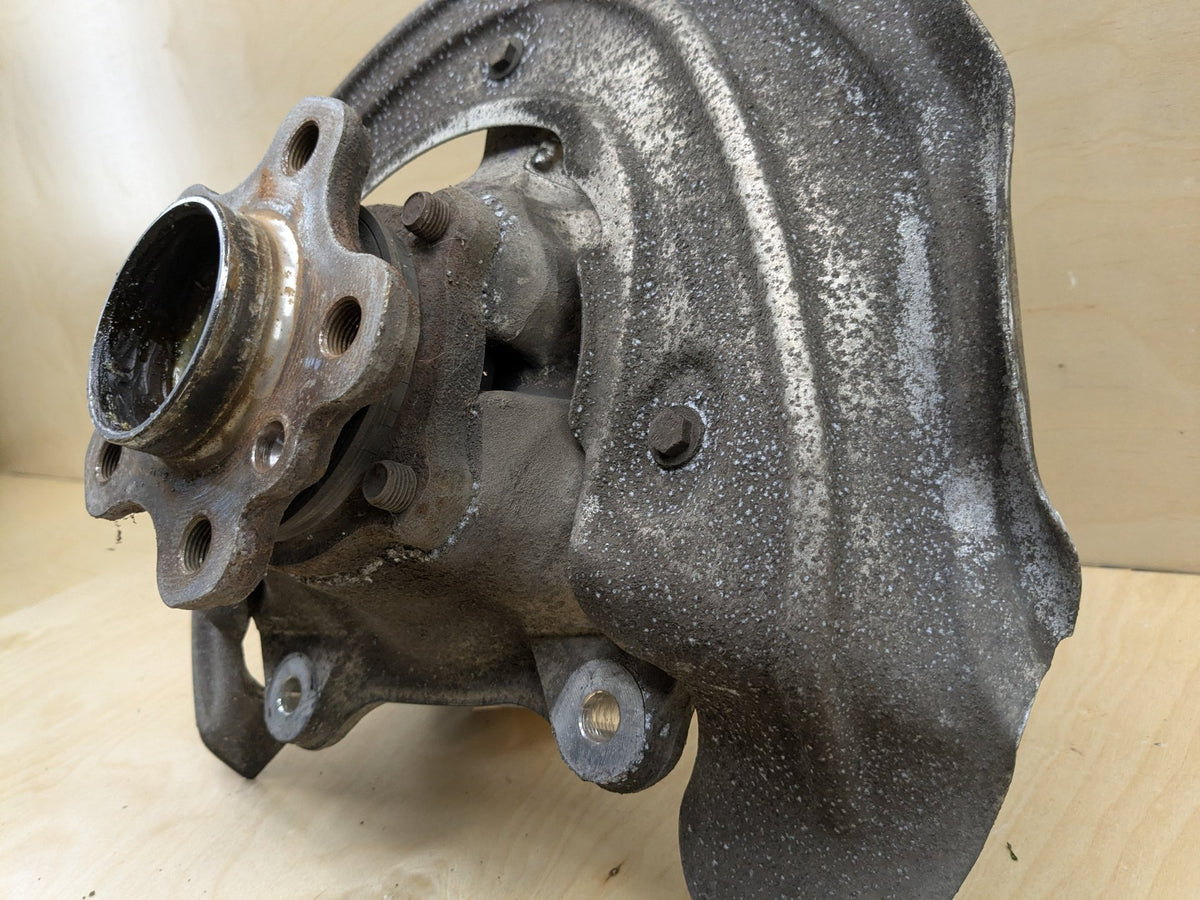 2018-2025 BMW X3 G01 AWD Front Right Spindle Knuckle w/ Bearing 6882598