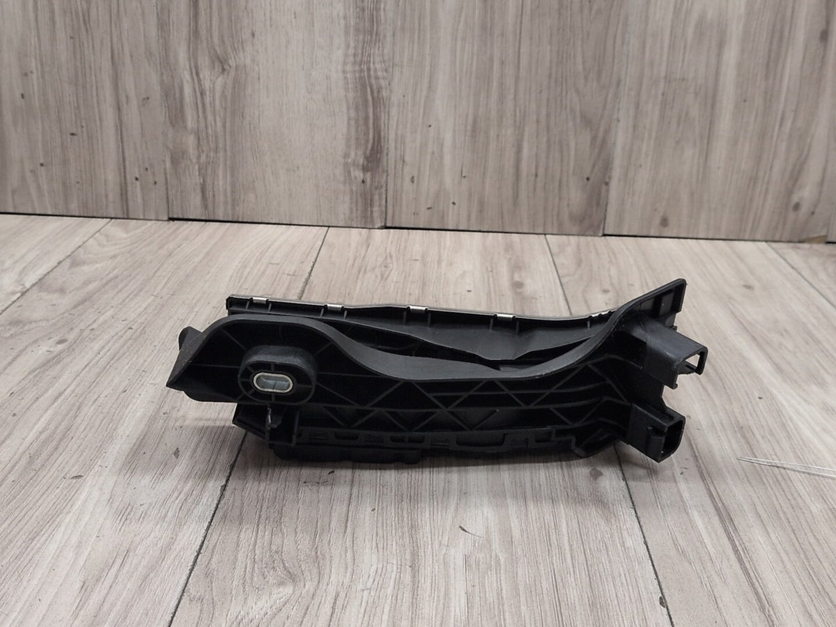 2015-2018 Audi Q3 8U Gas Accelarator Pedal 1k1723503AN OEM