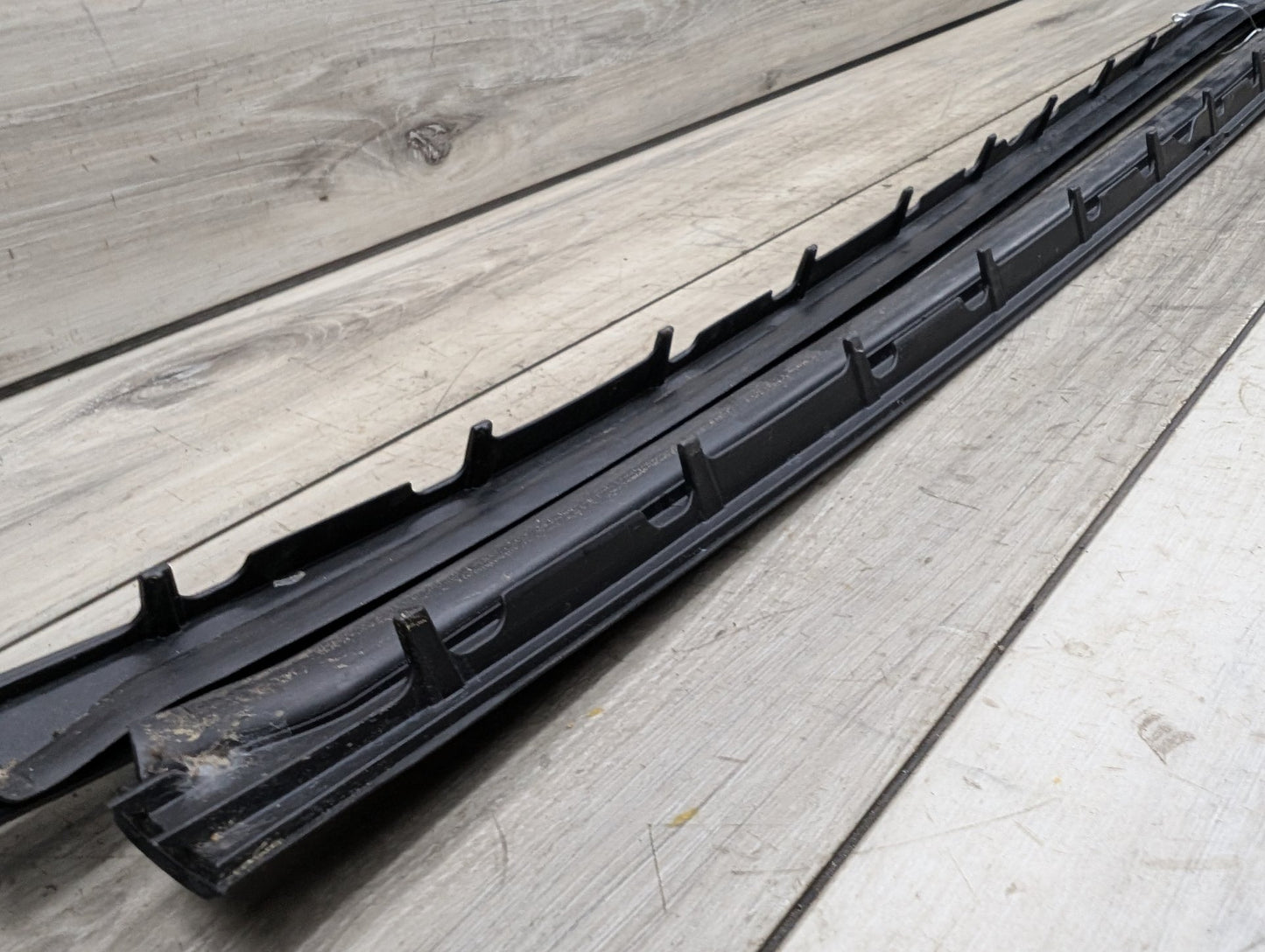 2019-2026 BMW X5 G05 Front Left Right Side Windshield Drip Trim Molding SET 7434872