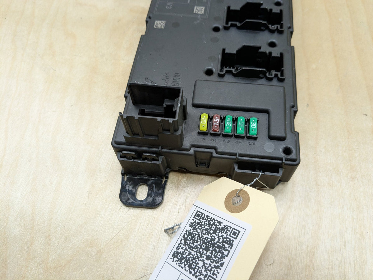 OEM BMW F30 F32 F36 F80 F82 REM Rear Body Control Unit Electronic Module BCM Box