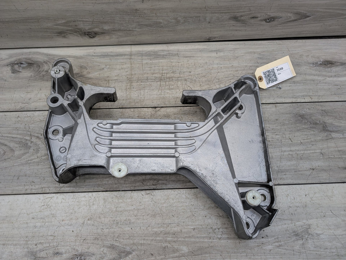 2019-2026 BMW X5 G05 Transmission Mount Bracket 9485331 OEM