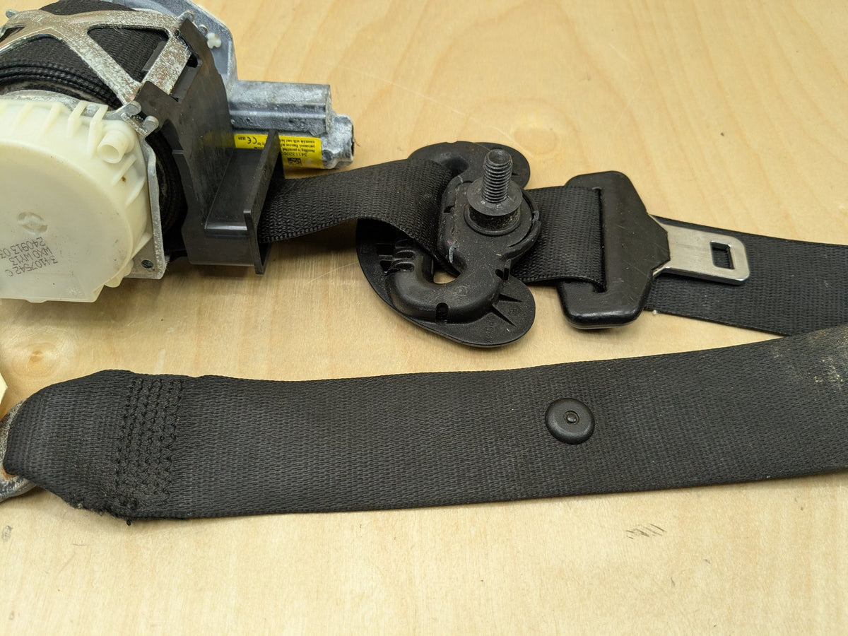 12-20 OEM BMW F30 F36 F80 M3 Front Left Driver Side Seatbelt Retractor Black