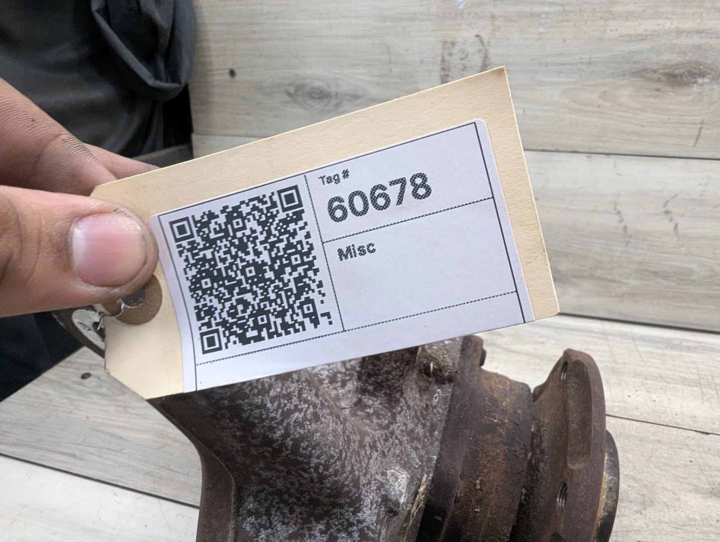 2011-2016 BMW 535i F10 Rear Right Passenger Spindle Knuckle w/ Bearing 6793770
