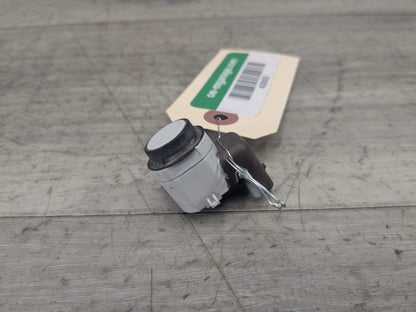OEM BMW E70 F02 F06 F10 F12 F13 F25 X3 X5 Rear Parking Distance PDC Sensor White