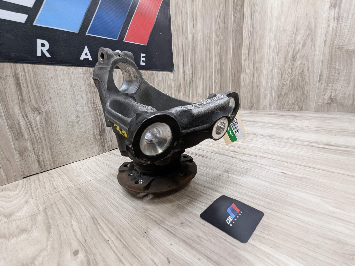 12-18 OEM BMW F30 F31 Sedan RWD Front Right Hub Knuckle Wheel Bearing Carrier